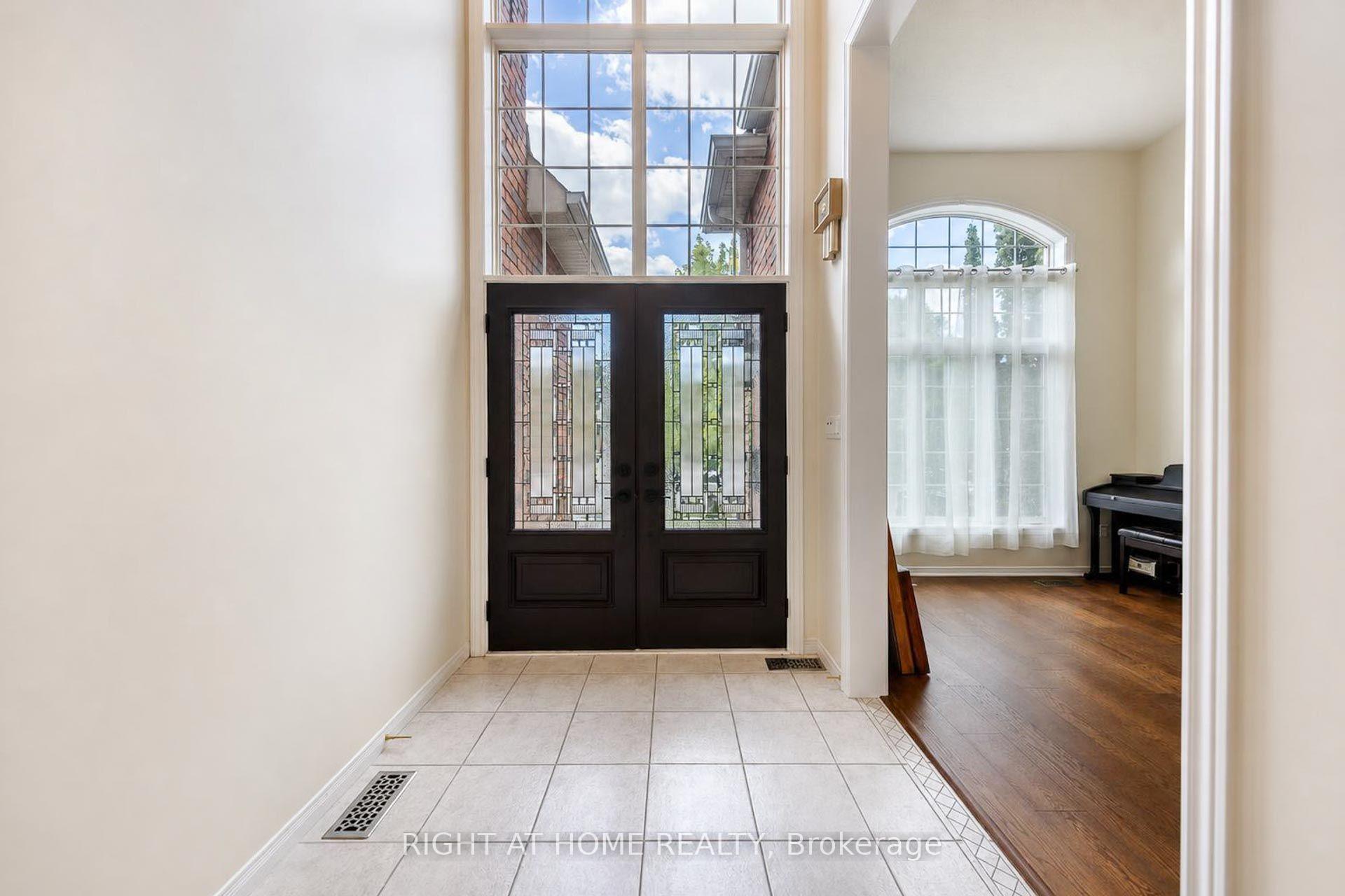 Photo 2 of 27 Thoroughbred Boulevard, Hamilton, Meadowlands — HOMEH