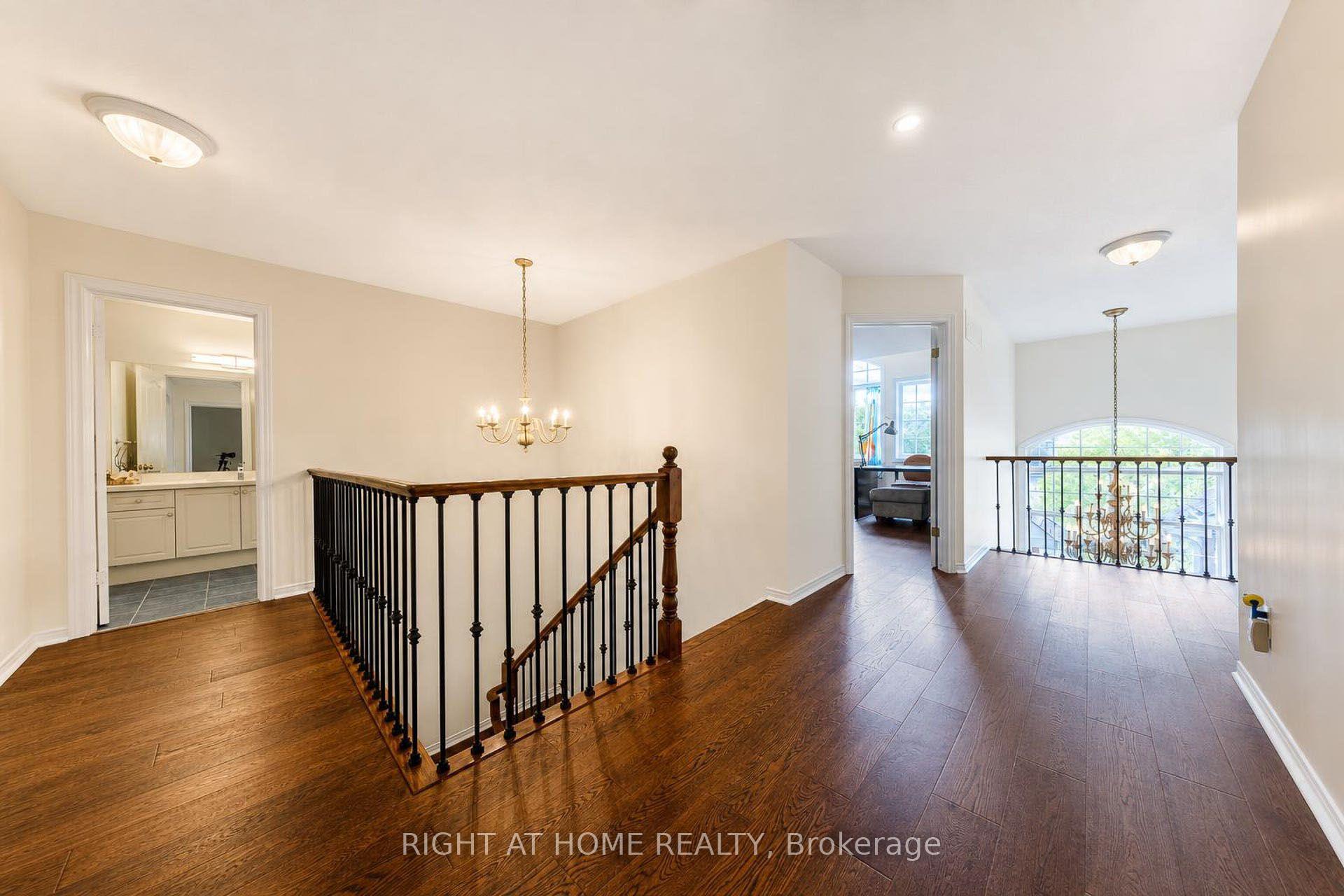 Photo 24 of 27 Thoroughbred Boulevard, Hamilton, Meadowlands — HOMEH