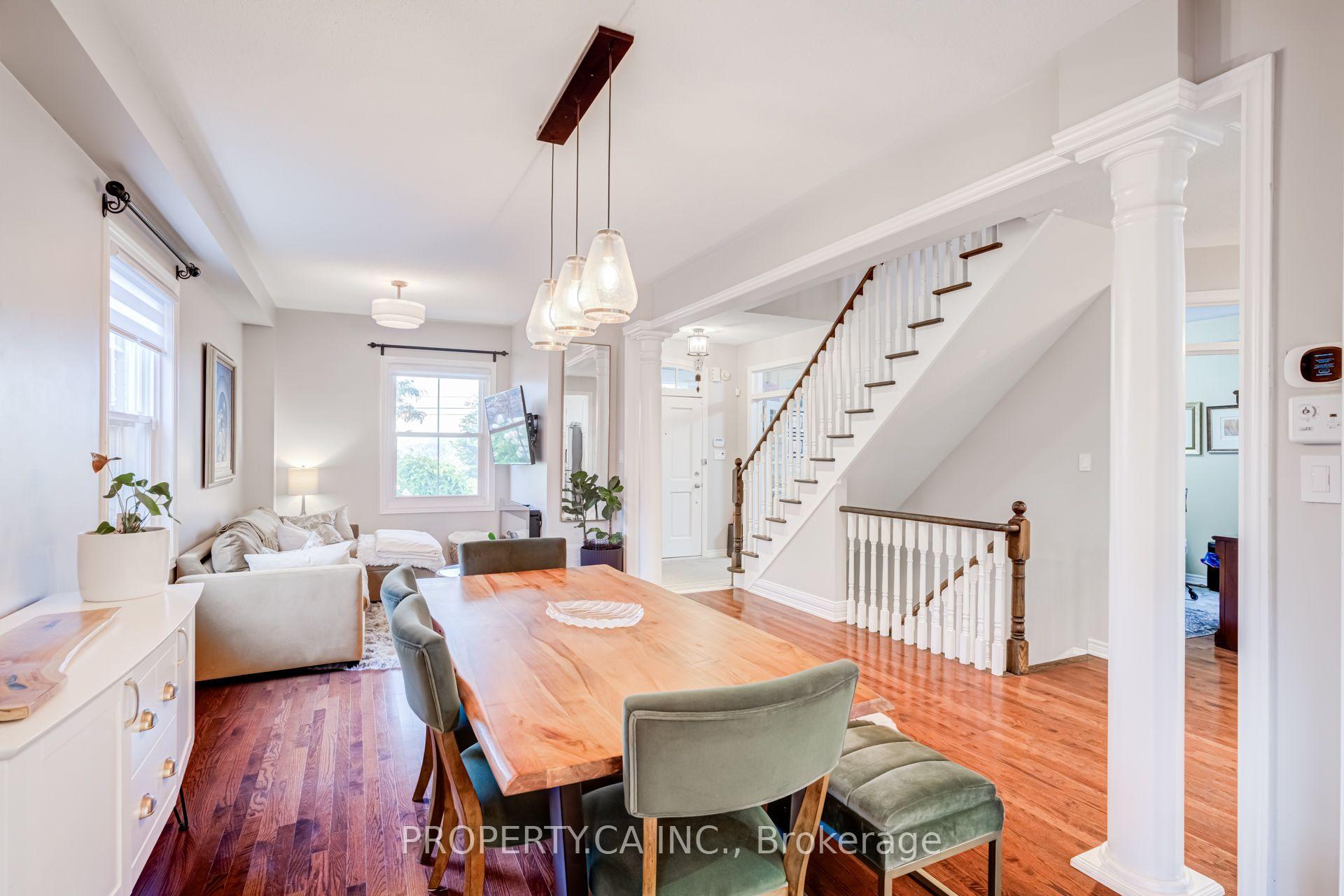 Photo 4 of 33 Betony Drive, Richmond Hill, Oak Ridges — HOMEH