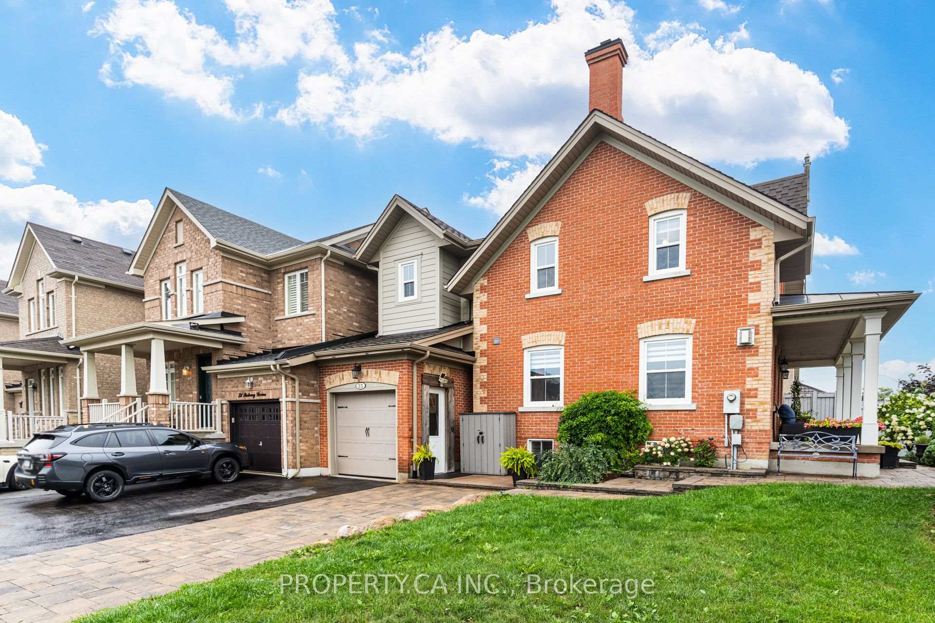 Photo 1 of 33 Betony Drive, Richmond Hill, Oak Ridges — HOMEH