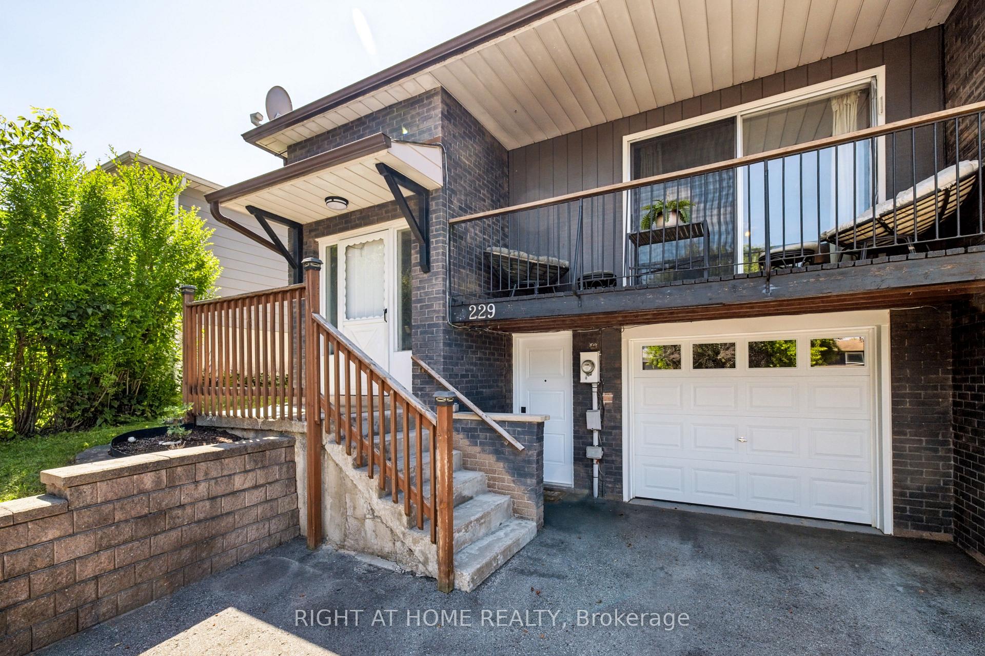 Photo 1 of 229 Britannia Avenue, Bradford West Gwillimbury, Bradford — HOMEH