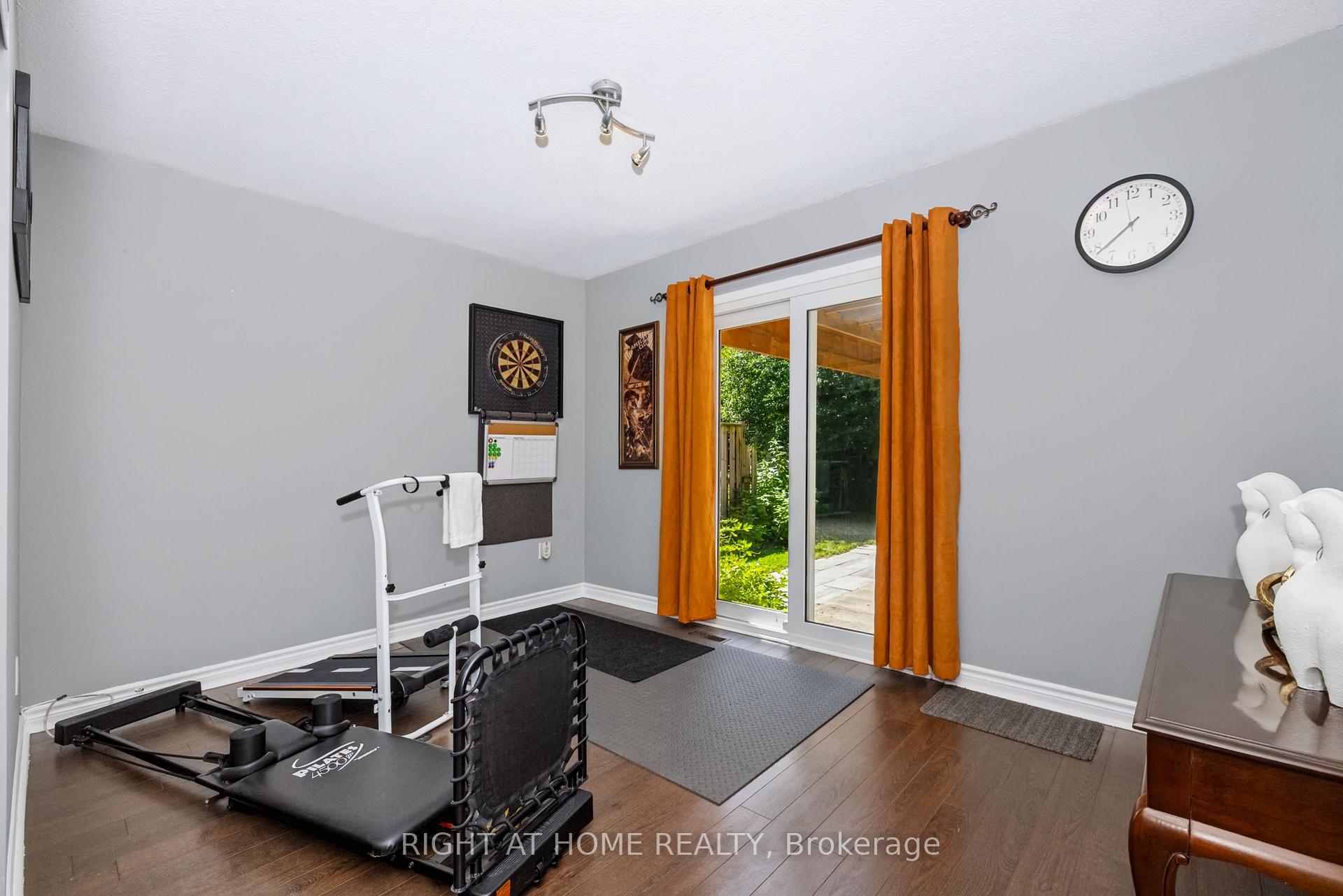 Photo 15 of 229 Britannia Avenue, Bradford West Gwillimbury, Bradford — HOMEH