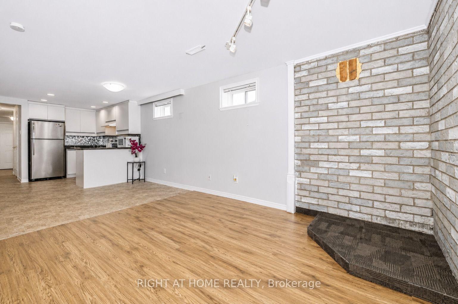 Photo 21 of 229 Britannia Avenue, Bradford West Gwillimbury, Bradford — HOMEH