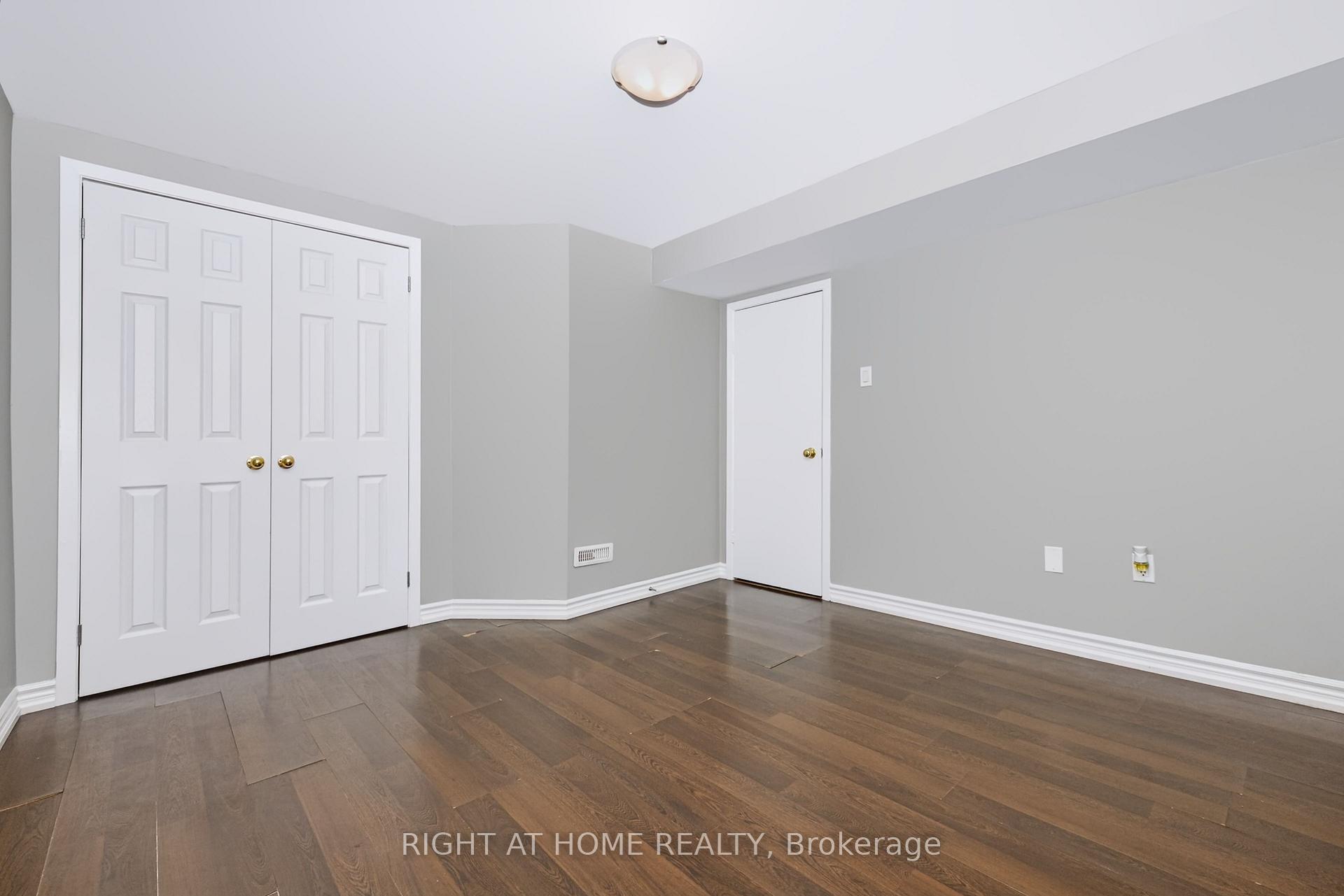 Photo 23 of 229 Britannia Avenue, Bradford West Gwillimbury, Bradford — HOMEH