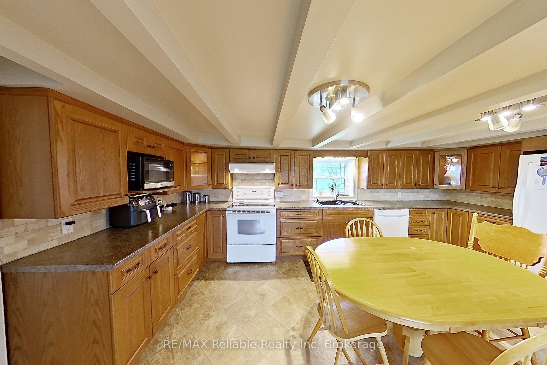 Photo 13 of 73053 Bluewater Highway, Bluewater, Hay — HOMEH