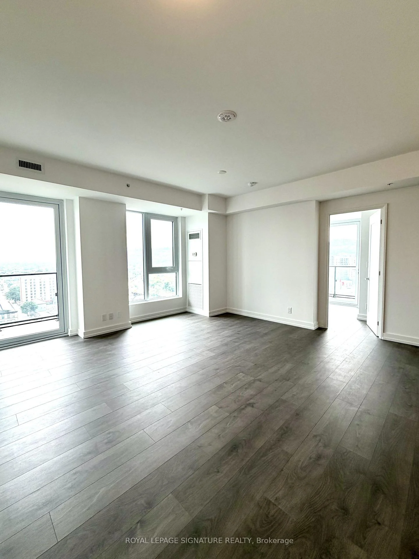 Photo 5 of Unit 1414, 75 James Street, Hamilton, Corktown — HOMEH