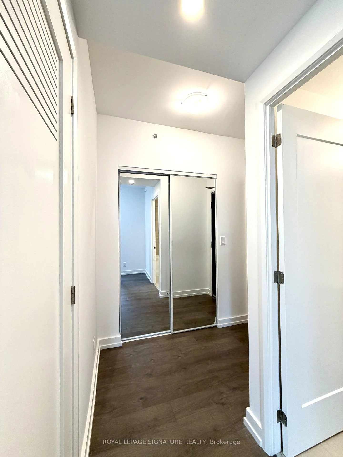 Photo 14 of Unit 1414, 75 James Street, Hamilton, Corktown — HOMEH