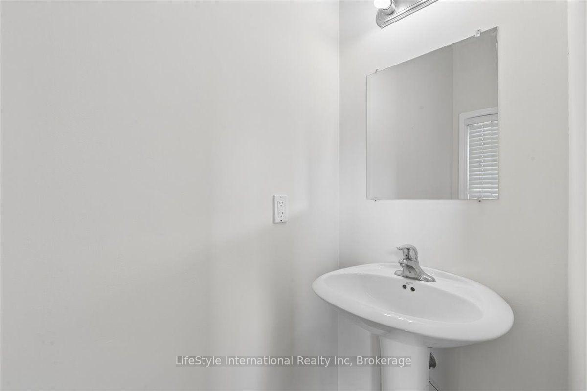Photo 6 of 242 Moorlands Crescent, Kitchener, Doon South — HOMEH