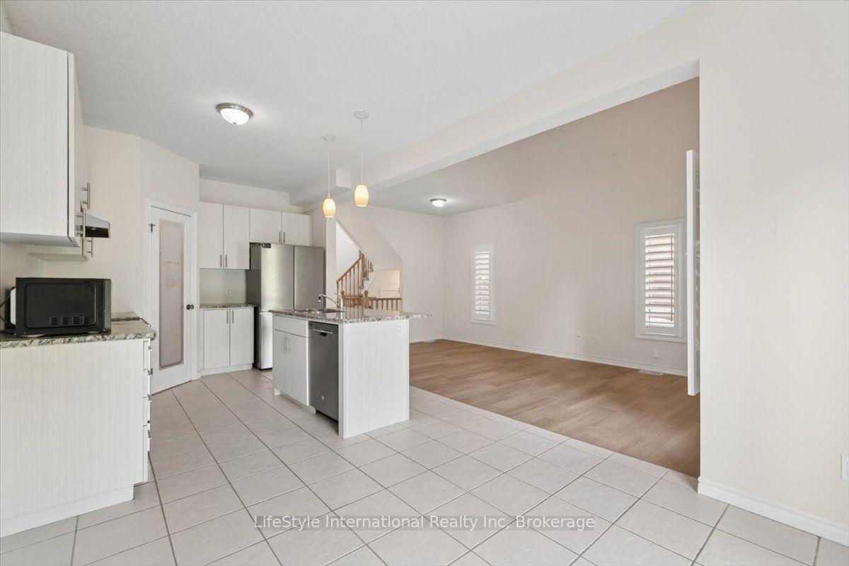 Photo 19 of 242 Moorlands Crescent, Kitchener, Doon South — HOMEH