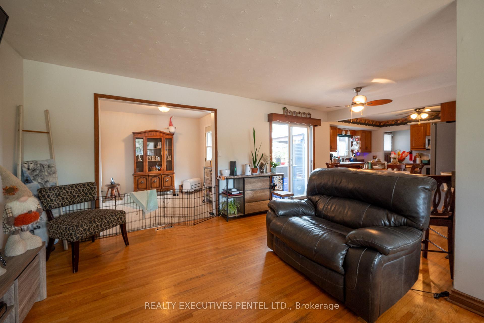 Photo 5 of 2 Catherine Street, Hamilton Township, Rural Hamilton — HOMEH