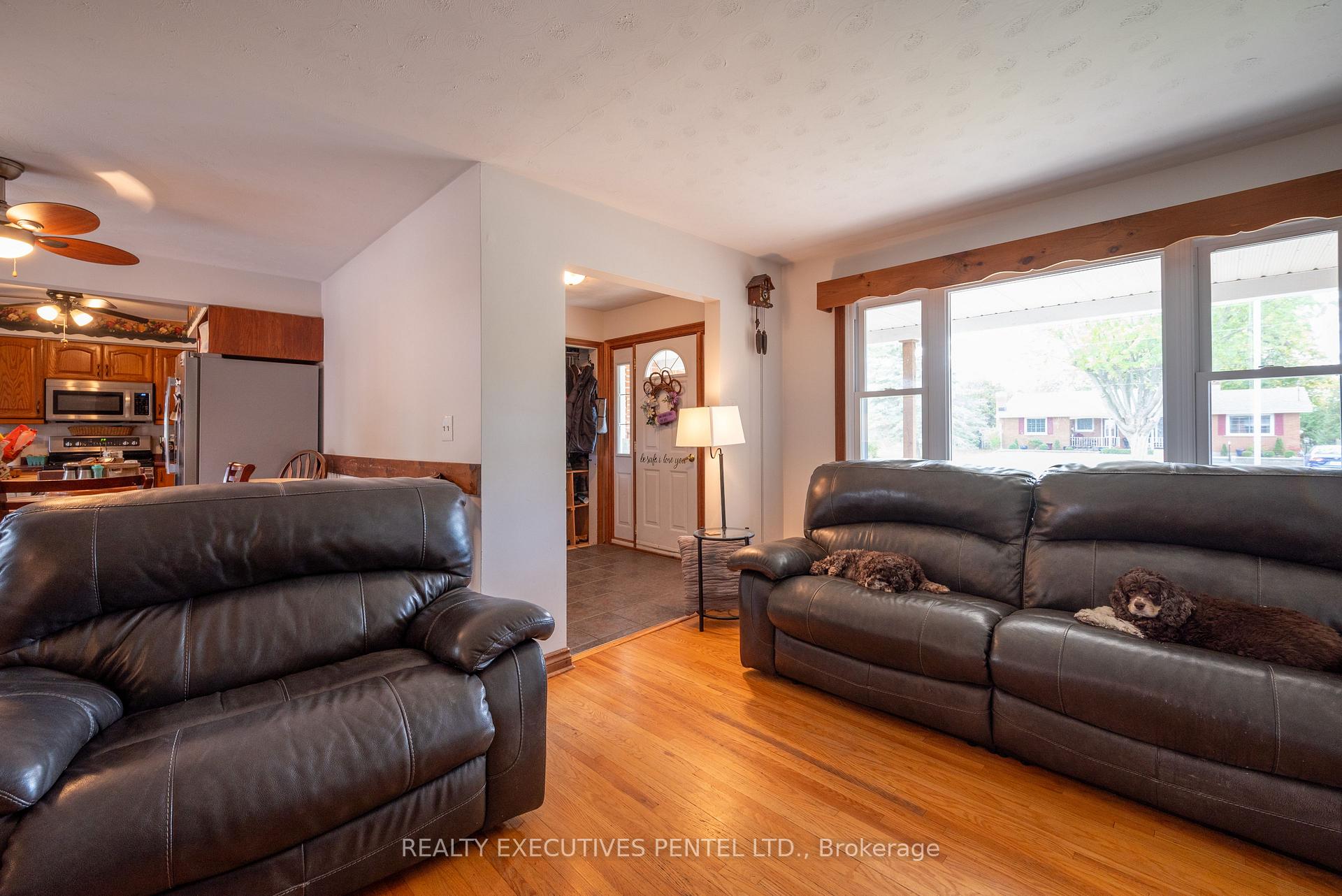 Photo 7 of 2 Catherine Street, Hamilton Township, Rural Hamilton — HOMEH