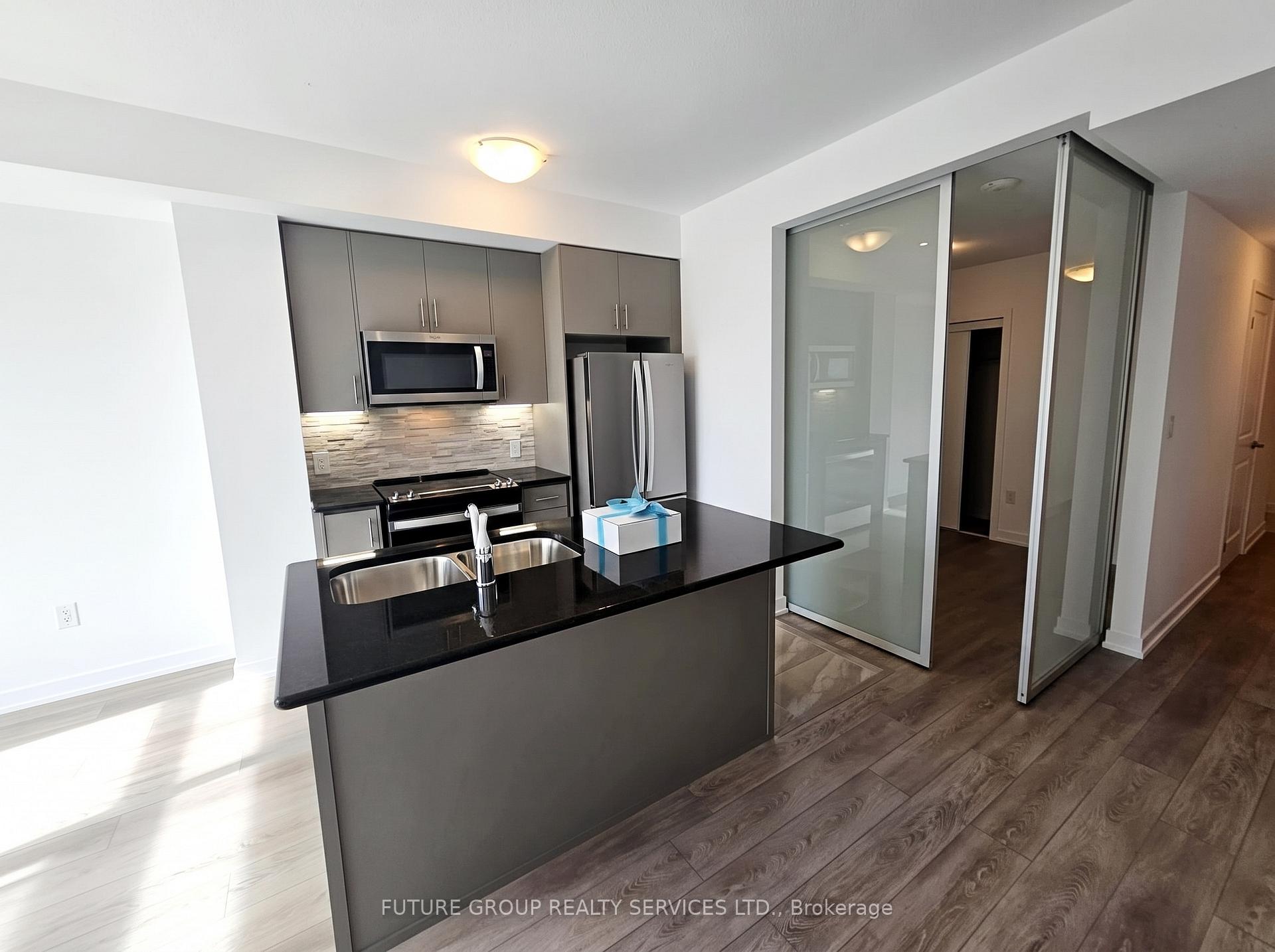 Photo 9 of Unit 612, 460 Dundas Street E, Hamilton, Waterdown — HOMEH