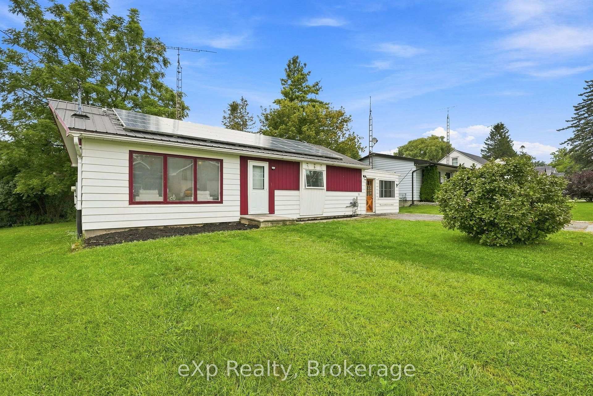 Photo 3 of 16 Robertson Street, Cramahe, Colborne — HOMEH