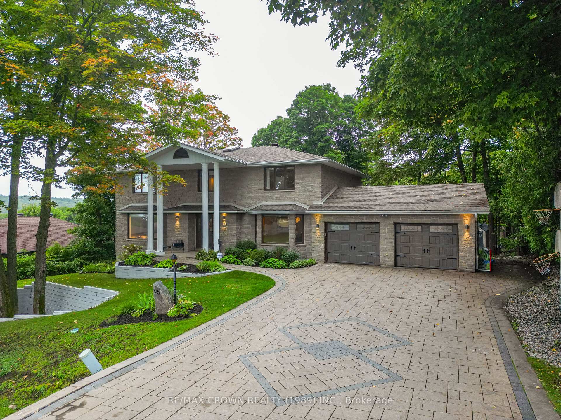Photo 1 of 25 Mapleview Place, North Bay, Airport — HOMEH