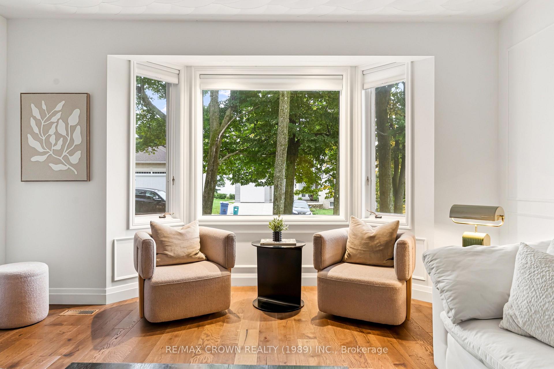 Photo 5 of 25 Mapleview Place, North Bay, Airport — HOMEH