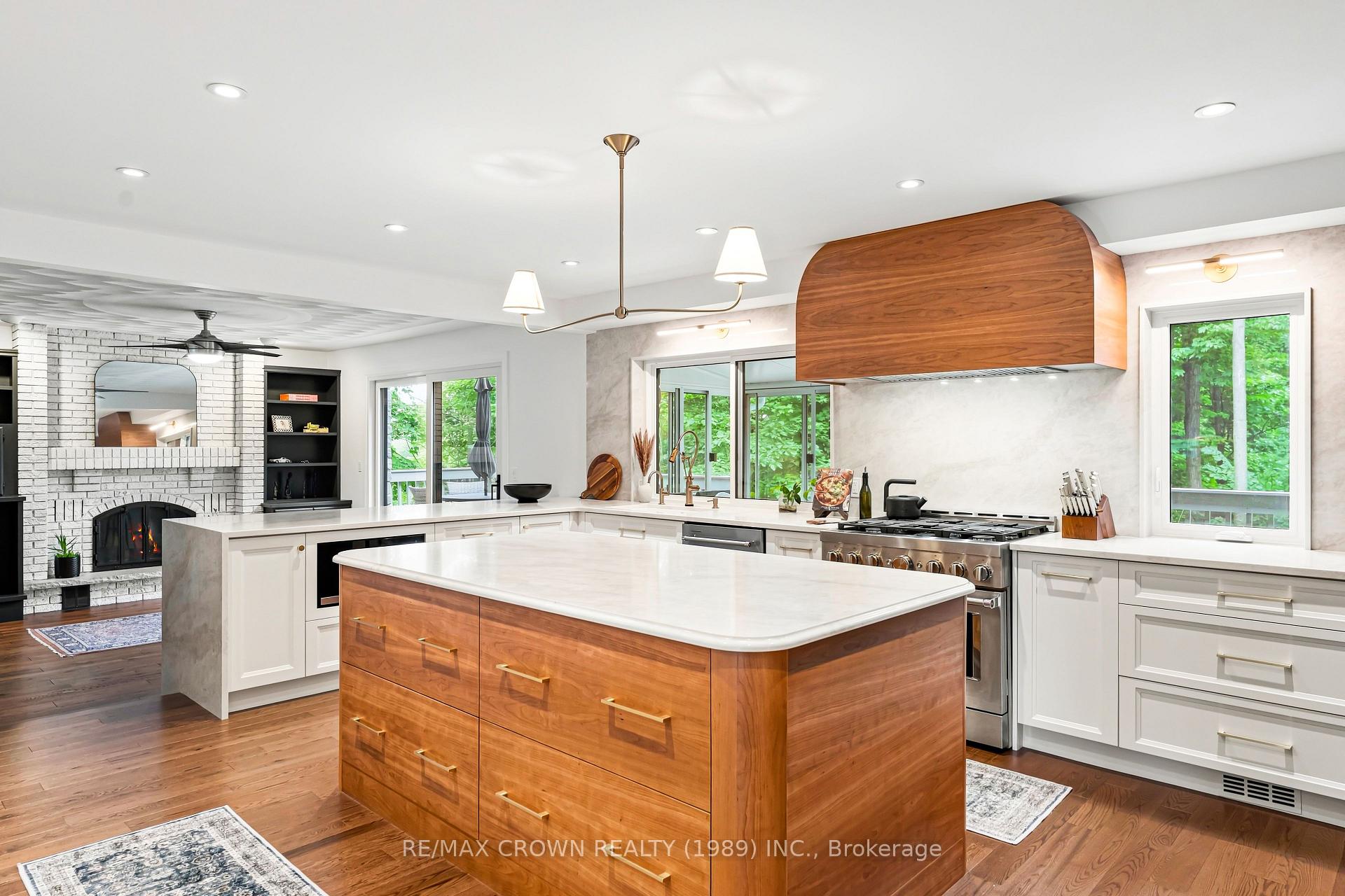 Photo 12 of 25 Mapleview Place, North Bay, Airport — HOMEH