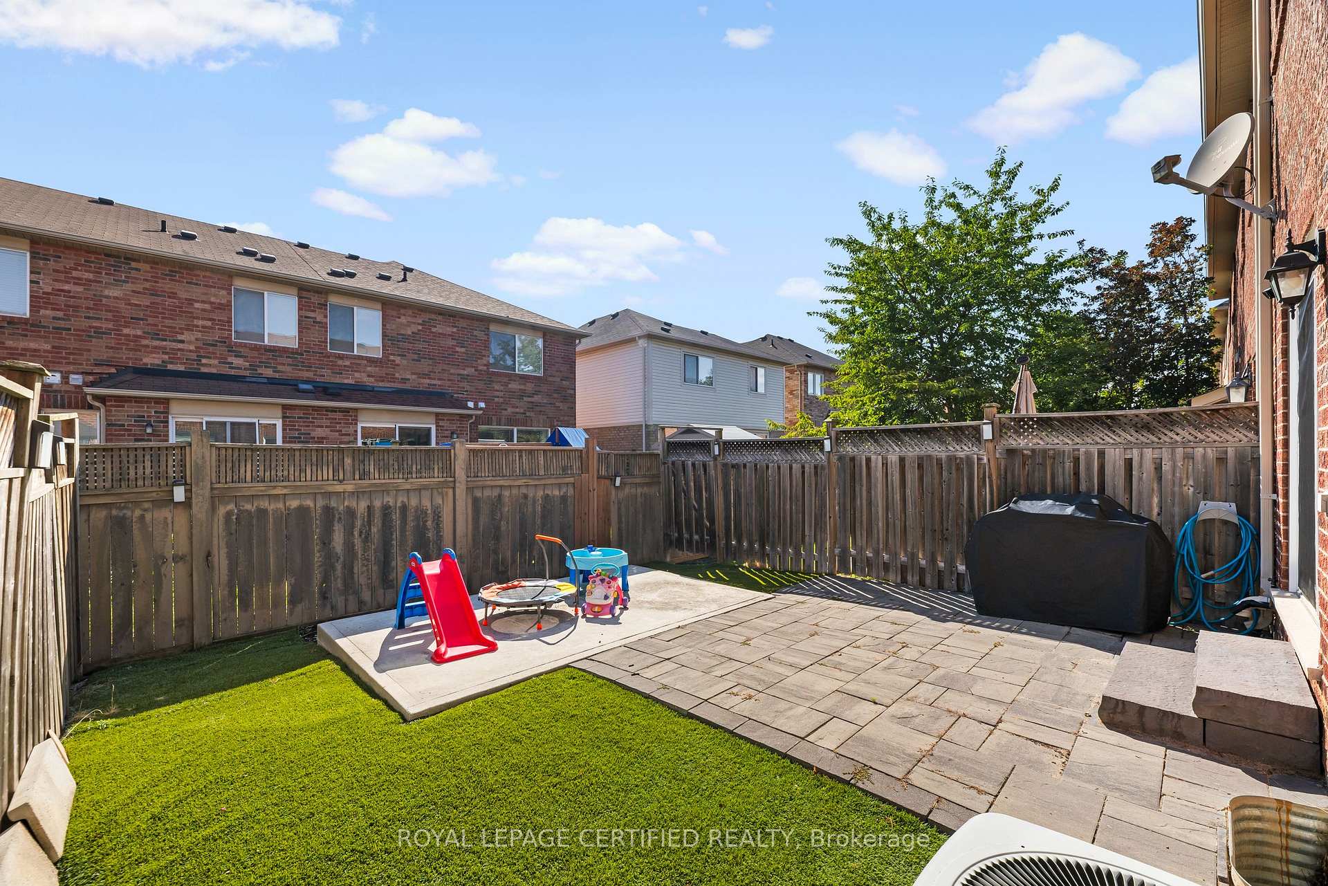 Photo 25 of 938 Burrows Gate, Milton, Coates — HOMEH