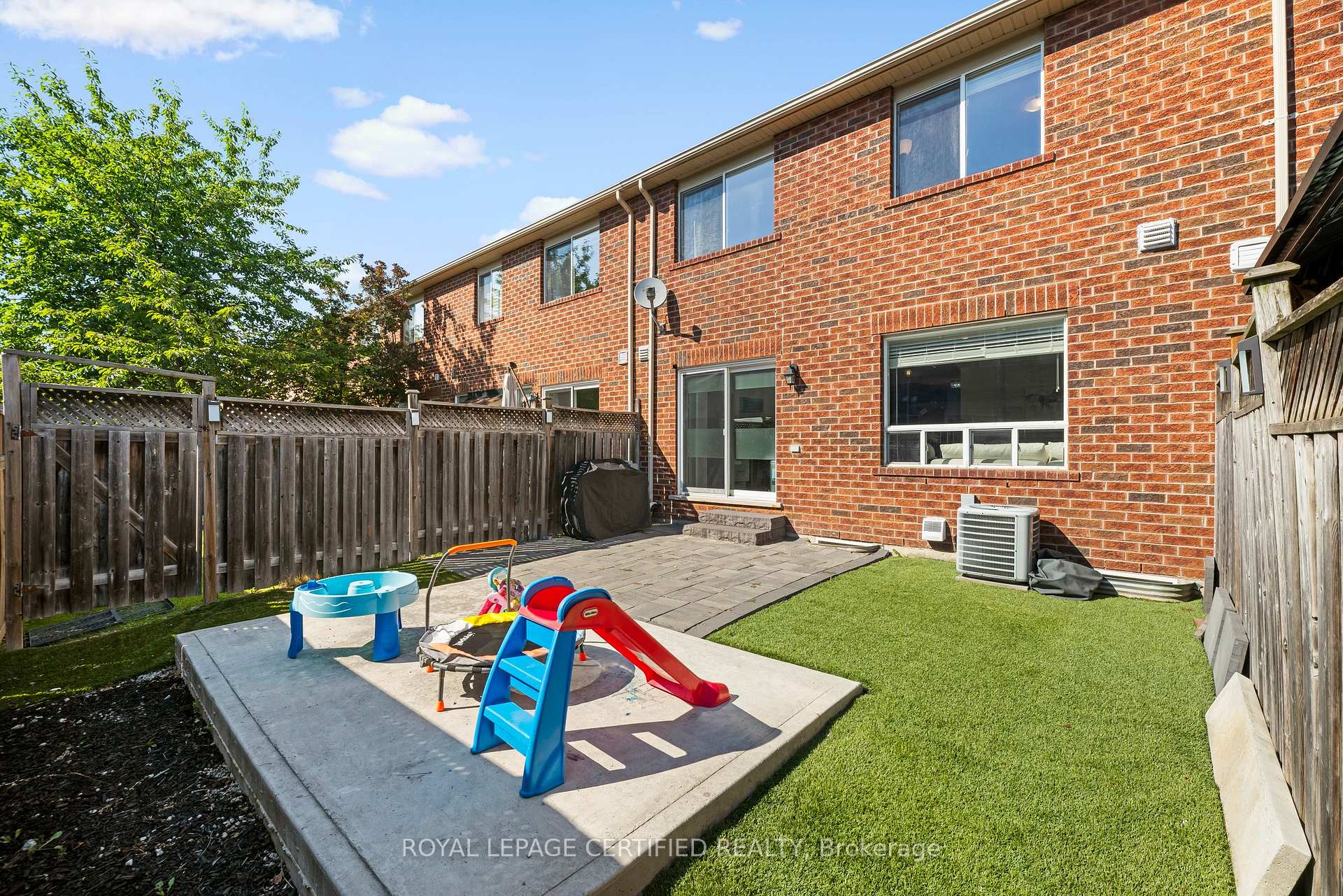 Photo 26 of 938 Burrows Gate, Milton, Coates — HOMEH