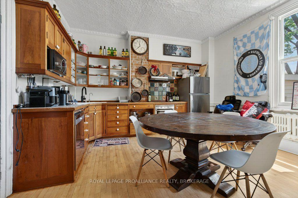 Photo 13 of 162 Earl Street, Kingston, Central City East — HOMEH
