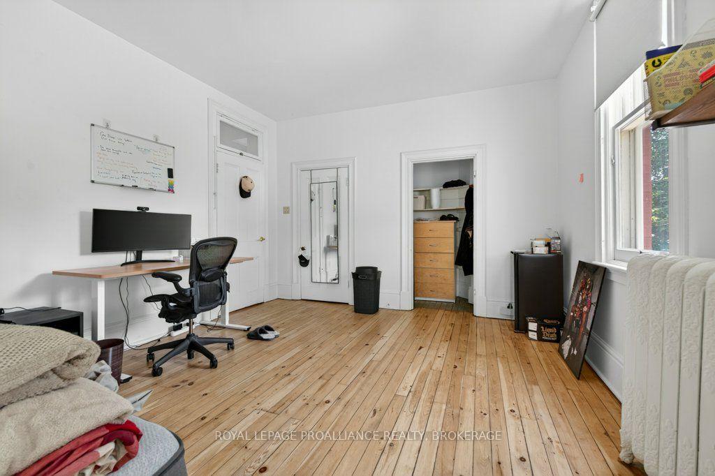 Photo 23 of 162 Earl Street, Kingston, Central City East — HOMEH