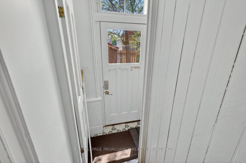 Photo 37 of 162 Earl Street, Kingston, Central City East — HOMEH