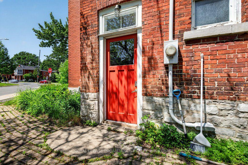 Photo 44 of 162 Earl Street, Kingston, Central City East — HOMEH