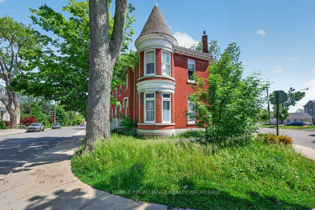 Photo 46 of 162 Earl Street, Kingston, Central City East — HOMEH