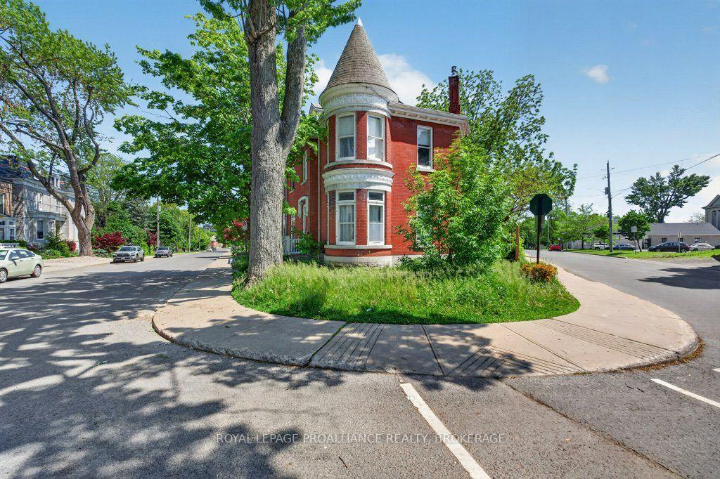 Photo 48 of 162 Earl Street, Kingston, Central City East — HOMEH