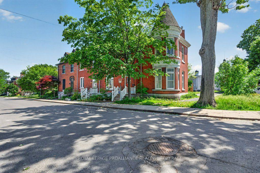 Photo 50 of 162 Earl Street, Kingston, Central City East — HOMEH