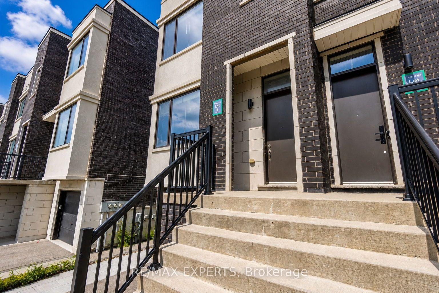 Photo 7 of 176 Sydney Circle, Vaughan, Vellore Village — HOMEH