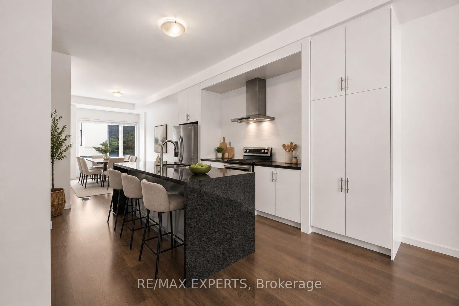 Photo 13 of 176 Sydney Circle, Vaughan, Vellore Village — HOMEH