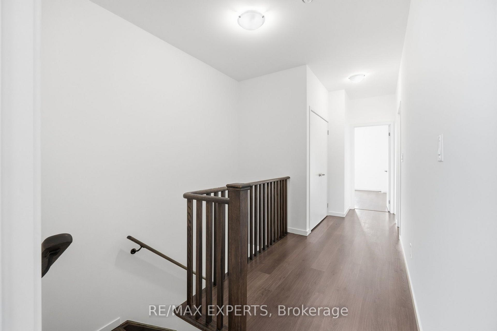 Photo 16 of 176 Sydney Circle, Vaughan, Vellore Village — HOMEH