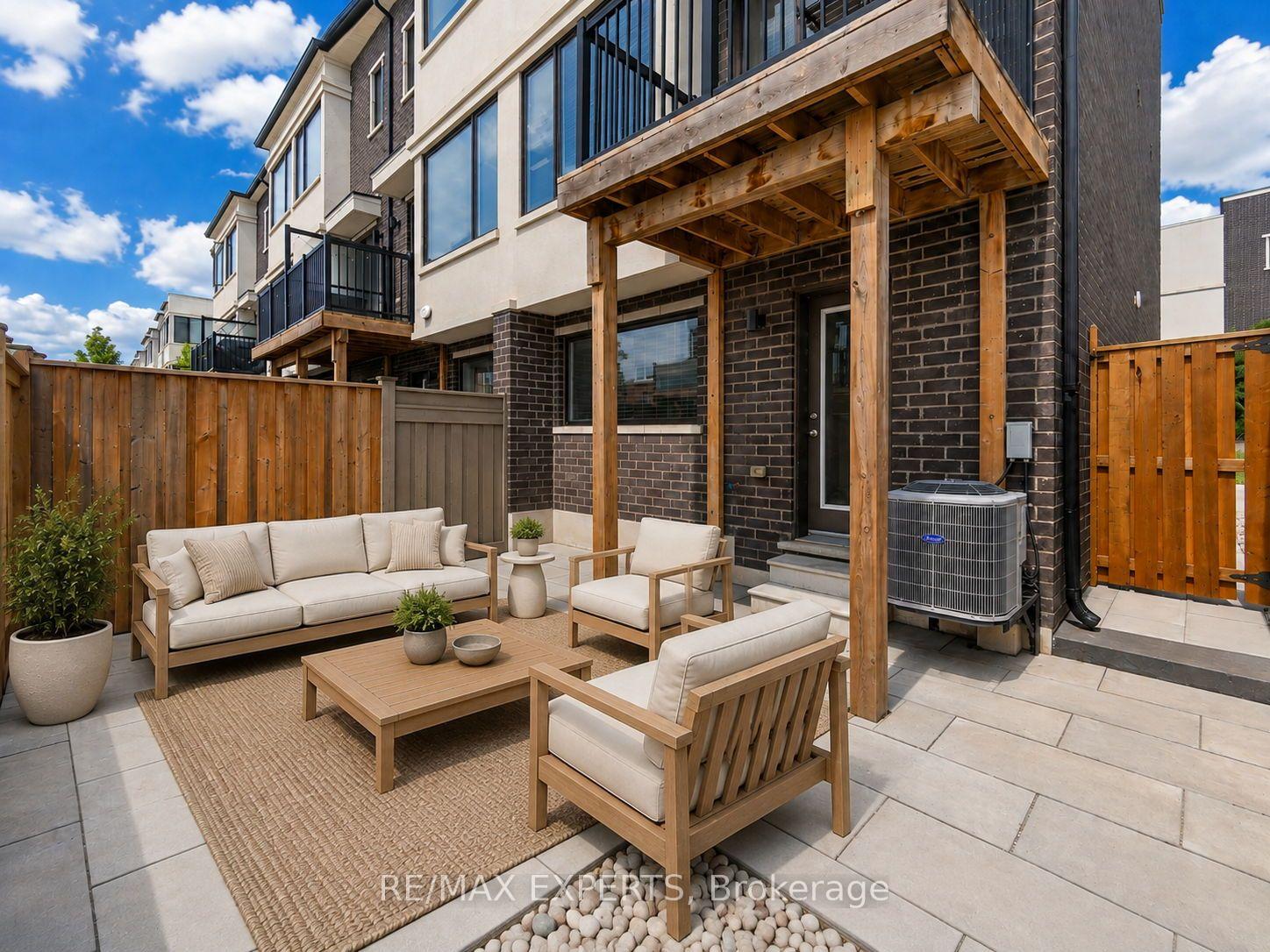 Photo 27 of 176 Sydney Circle, Vaughan, Vellore Village — HOMEH