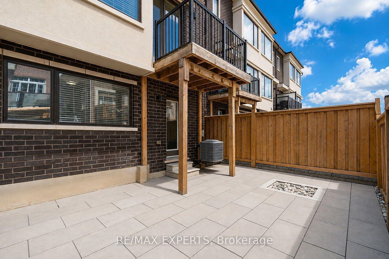 Photo 32 of 176 Sydney Circle, Vaughan, Vellore Village — HOMEH