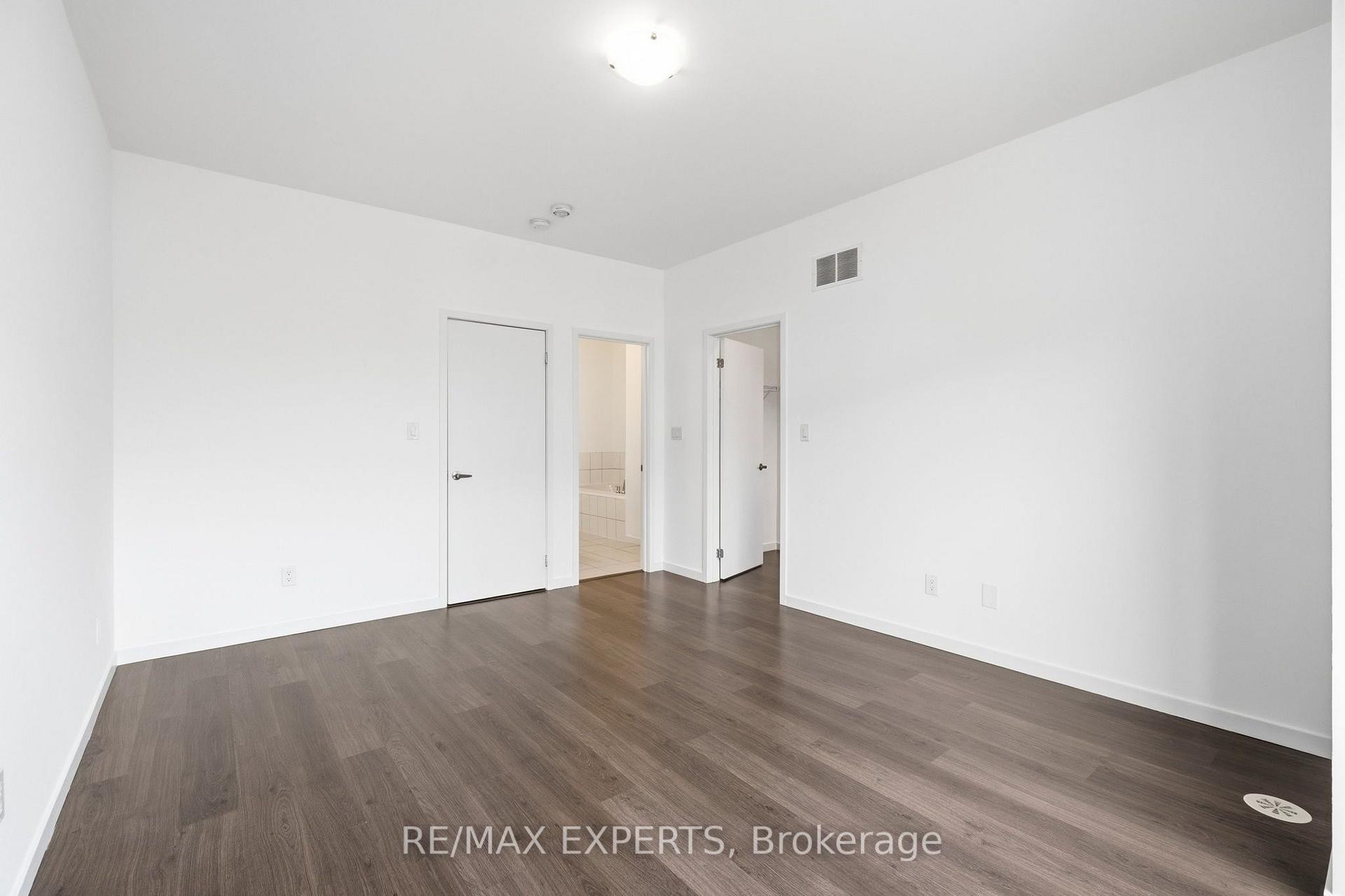 Photo 37 of 176 Sydney Circle, Vaughan, Vellore Village — HOMEH