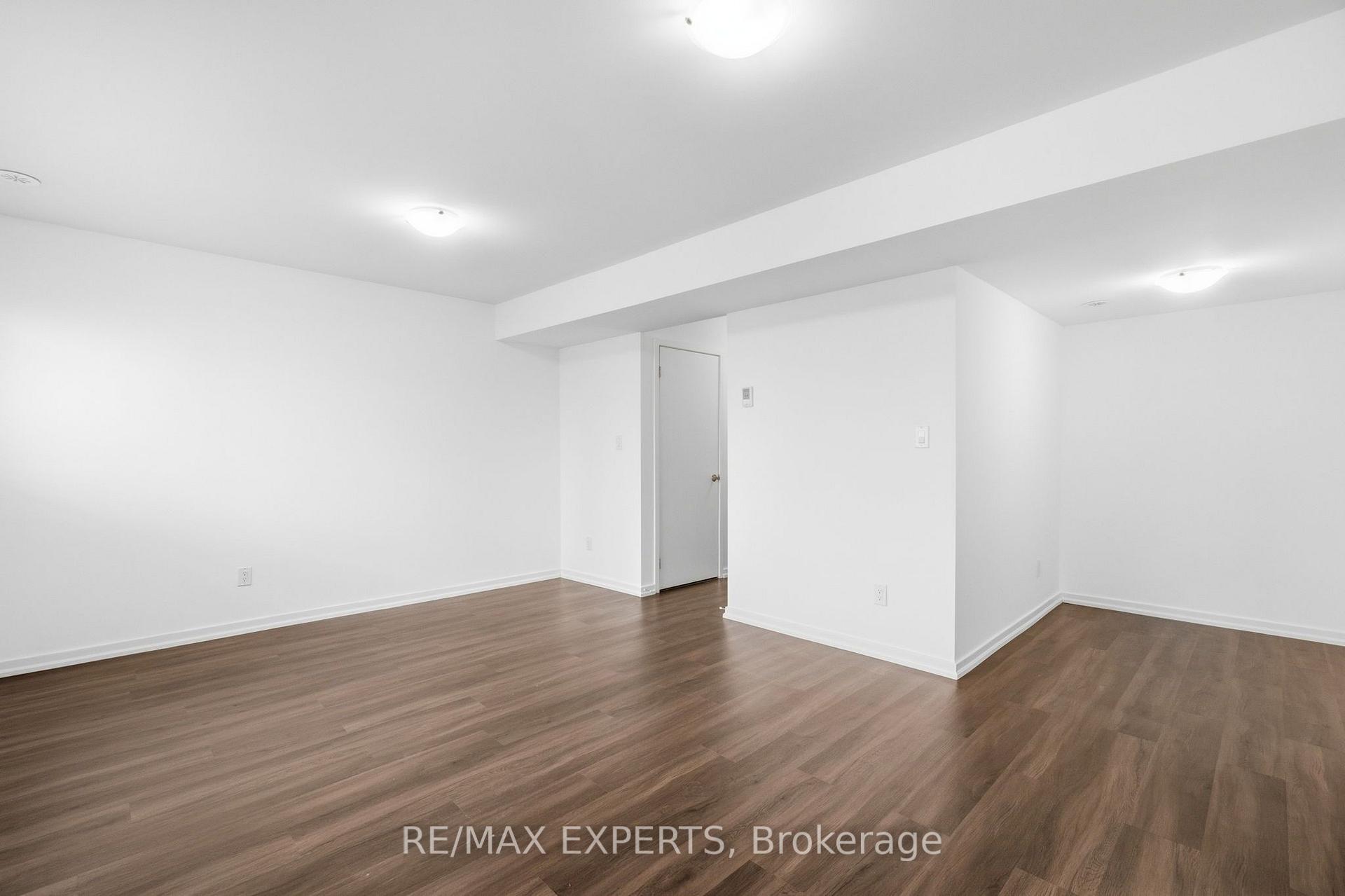 Photo 42 of 176 Sydney Circle, Vaughan, Vellore Village — HOMEH