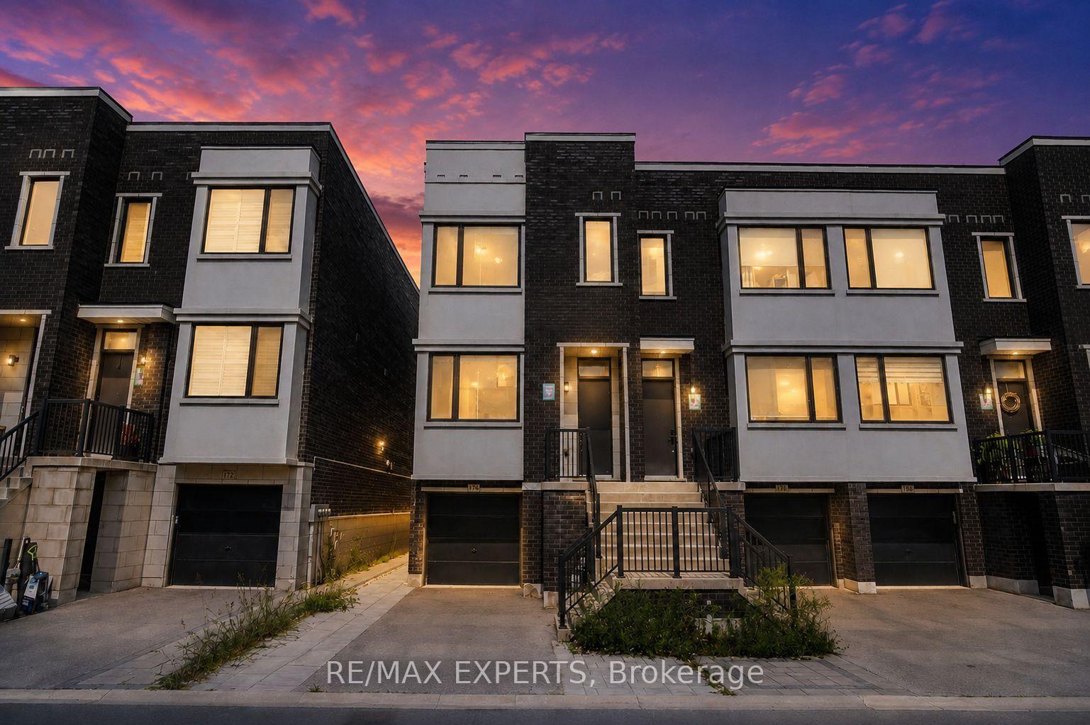 Photo 2 of 176 Sydney Circle, Vaughan, Vellore Village — HOMEH