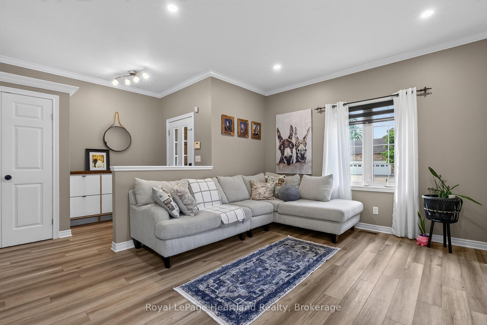 Photo 7 of 16 Somerset Street, South Huron, Exeter — HOMEH