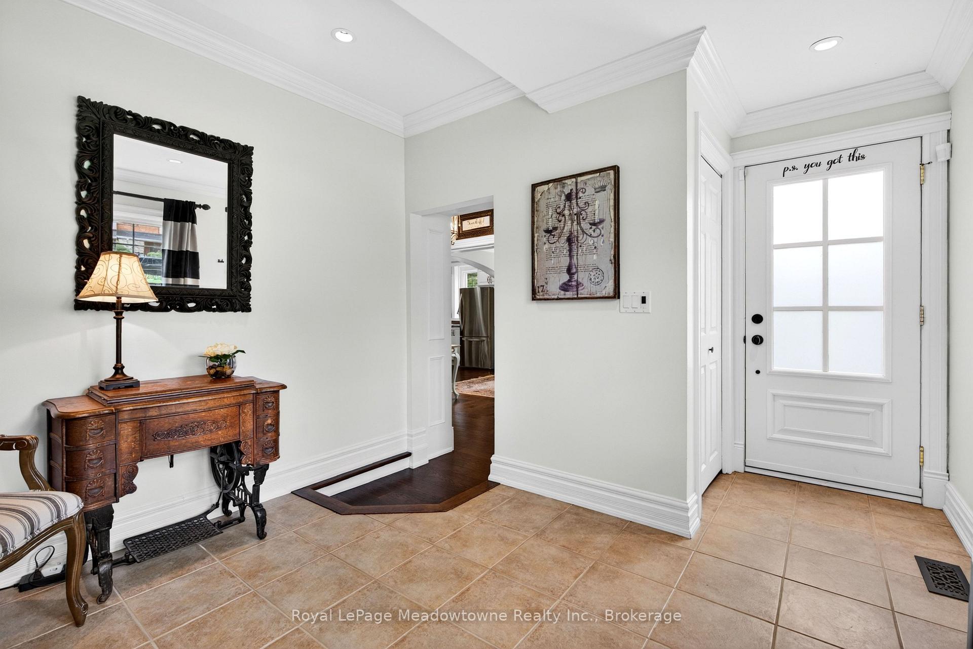 Photo 5 of 53 Campbell Avenue E, Milton, Campbellville — HOMEH