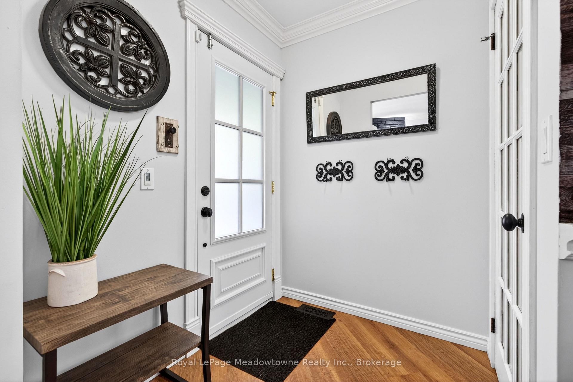 Photo 20 of 53 Campbell Avenue E, Milton, Campbellville — HOMEH