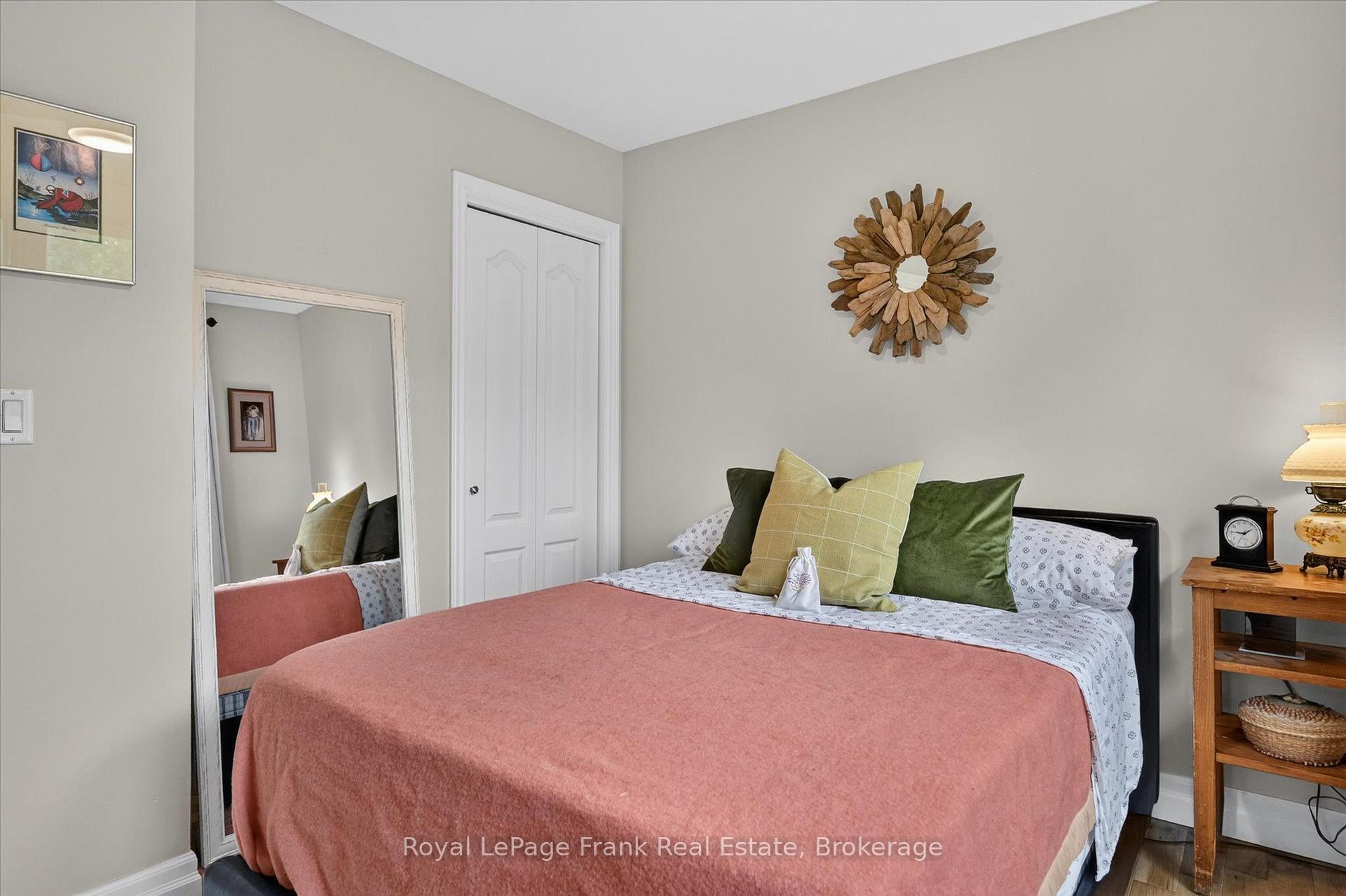 Photo 30 of 878 Valleyview Drive, Peterborough, Monaghan Ward 2 — HOMEH
