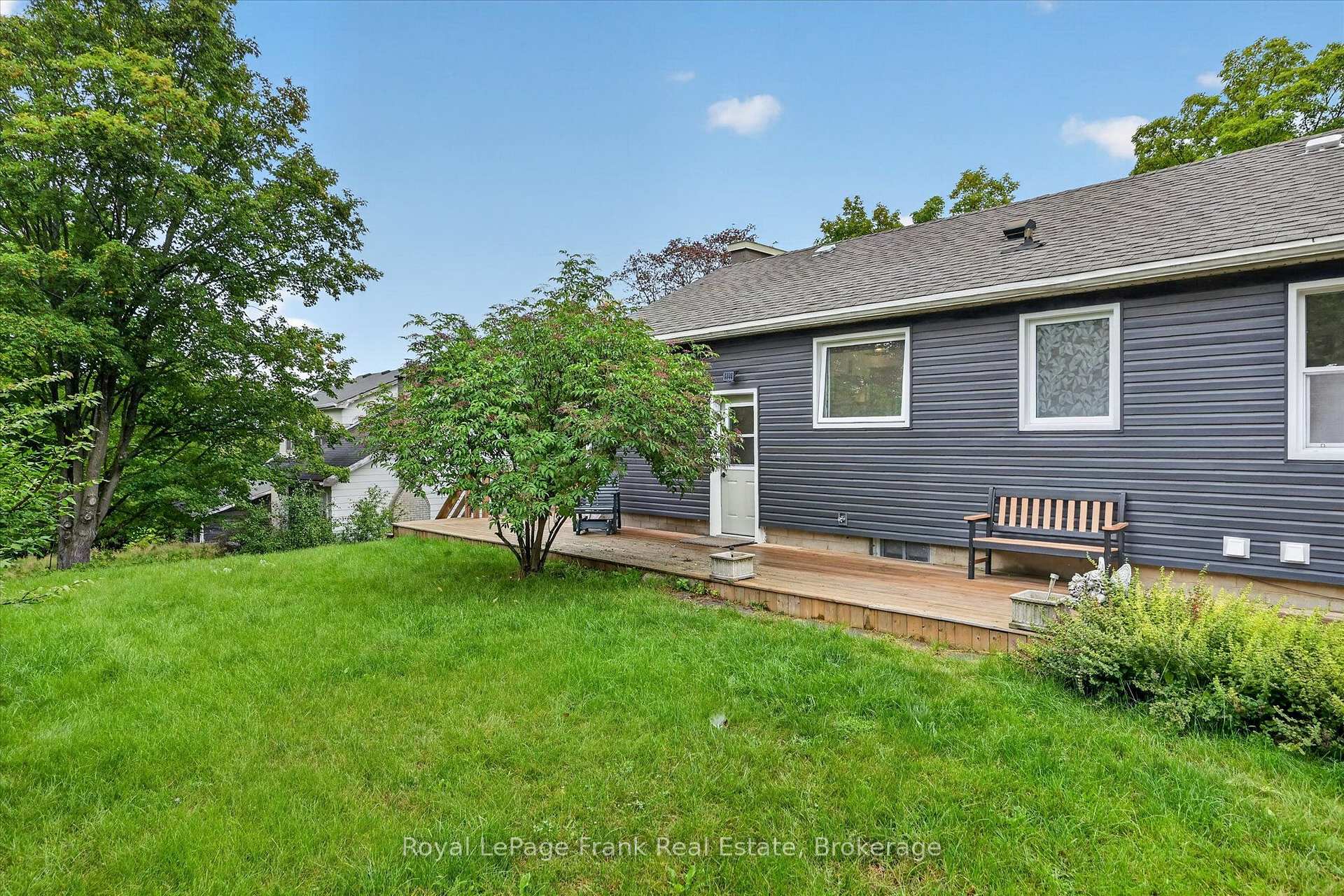 Photo 40 of 878 Valleyview Drive, Peterborough, Monaghan Ward 2 — HOMEH