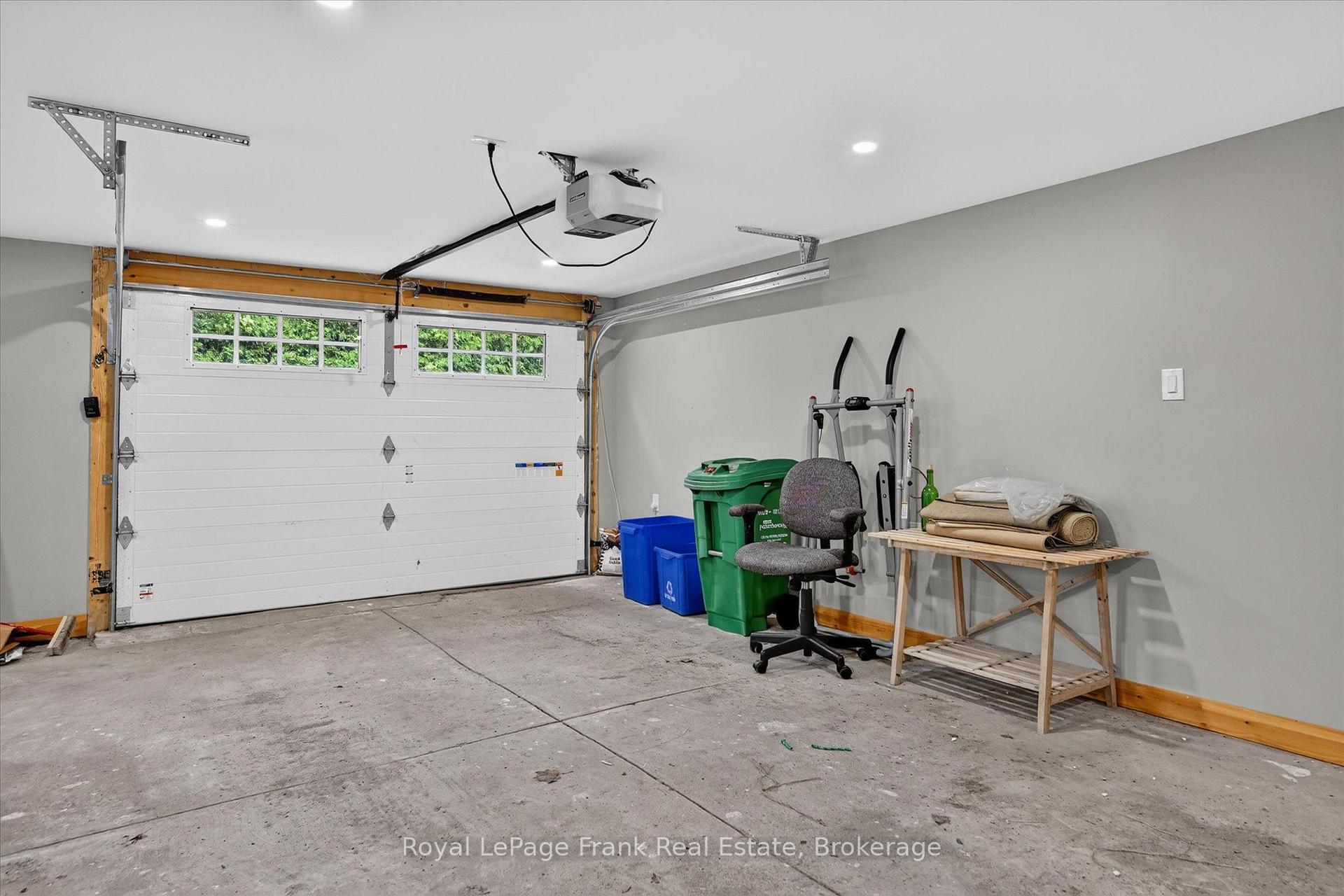 Photo 42 of 878 Valleyview Drive, Peterborough, Monaghan Ward 2 — HOMEH