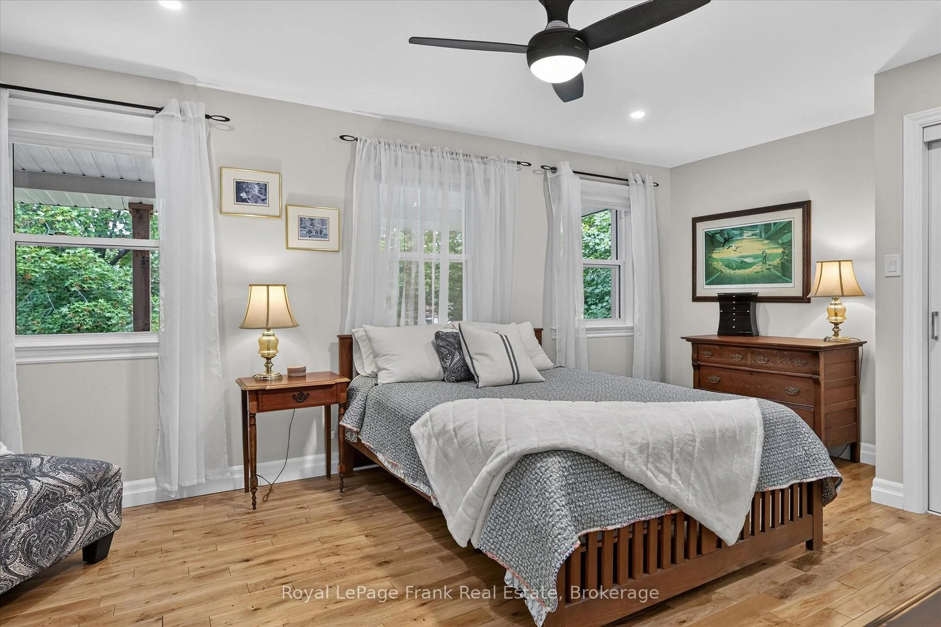 Photo 25 of 878 Valleyview Drive, Peterborough, Monaghan Ward 2 — HOMEH