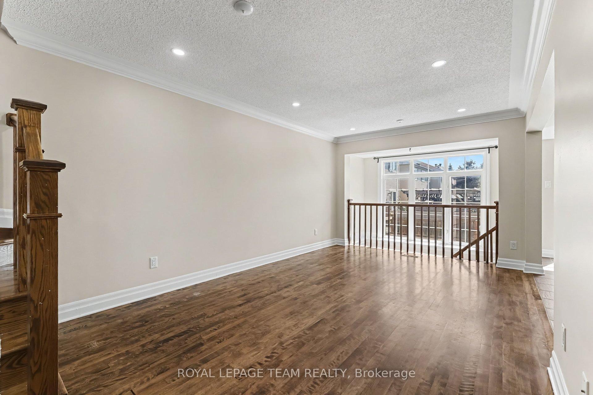 Photo 4 of 406 Heathrow Private, Ottawa, Stittsville (South) — HOMEH