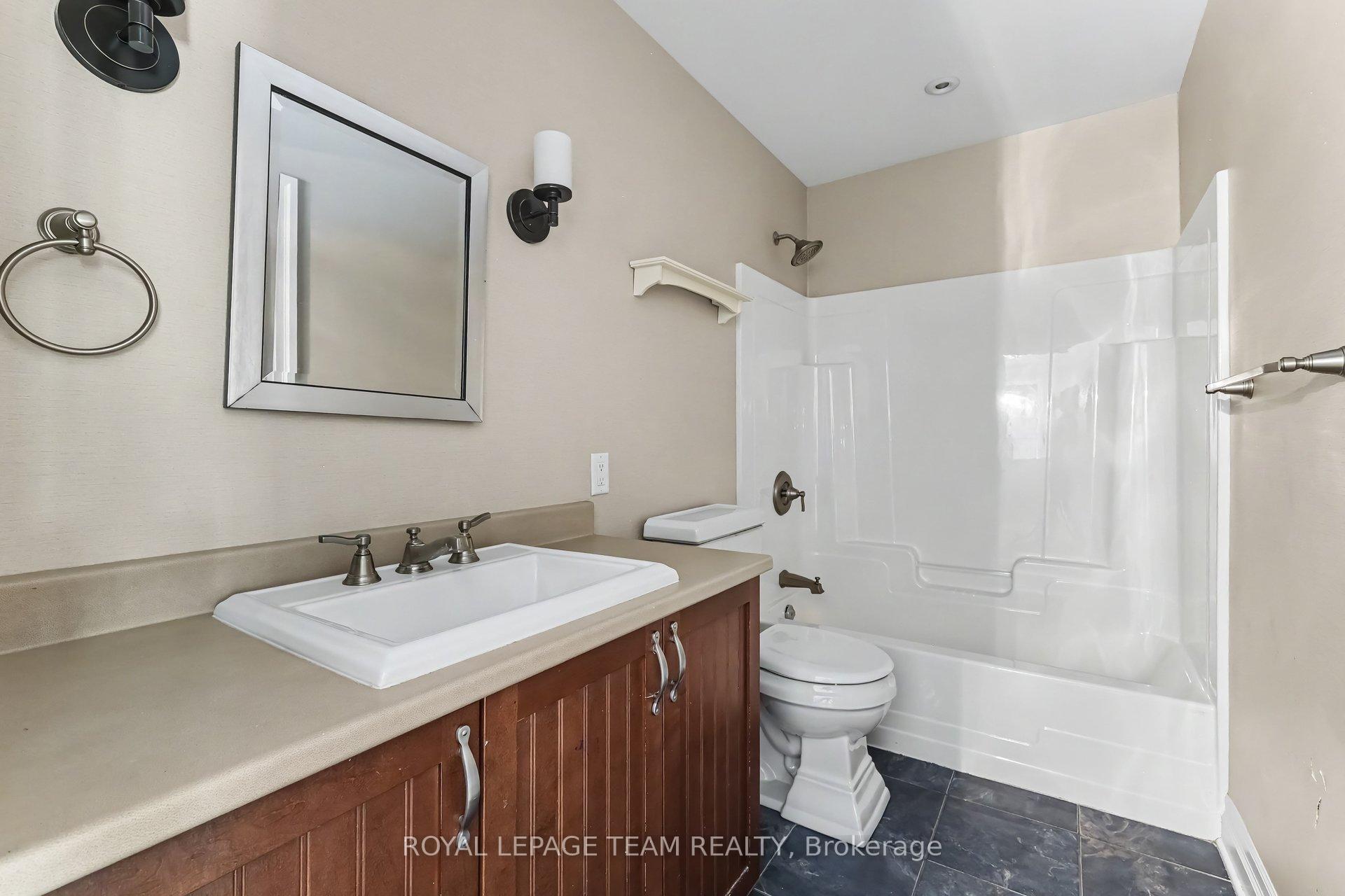 Photo 10 of 406 Heathrow Private, Ottawa, Stittsville (South) — HOMEH