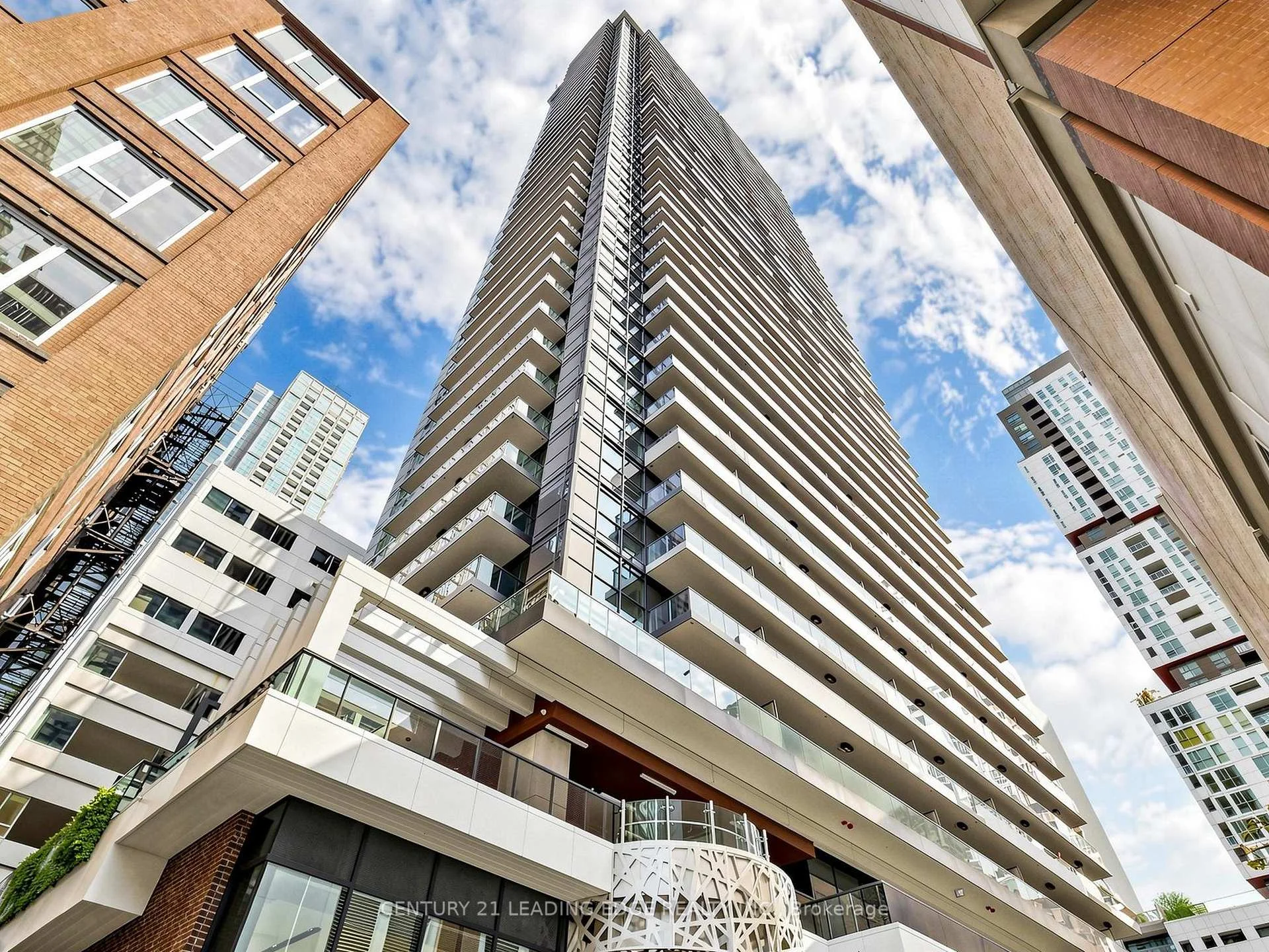 Front of Unit 2606, 38 Widmer Street