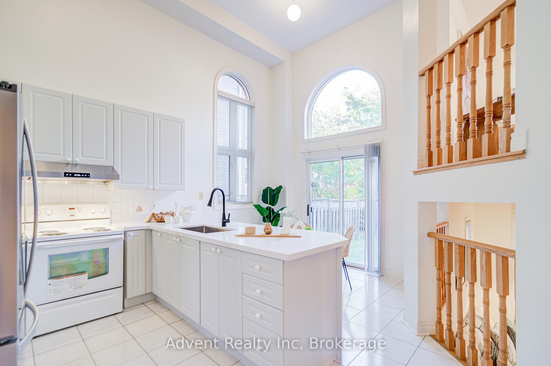 Photo 5 of 147 Frank Endean Road, Richmond Hill, Rouge Woods — HOMEH