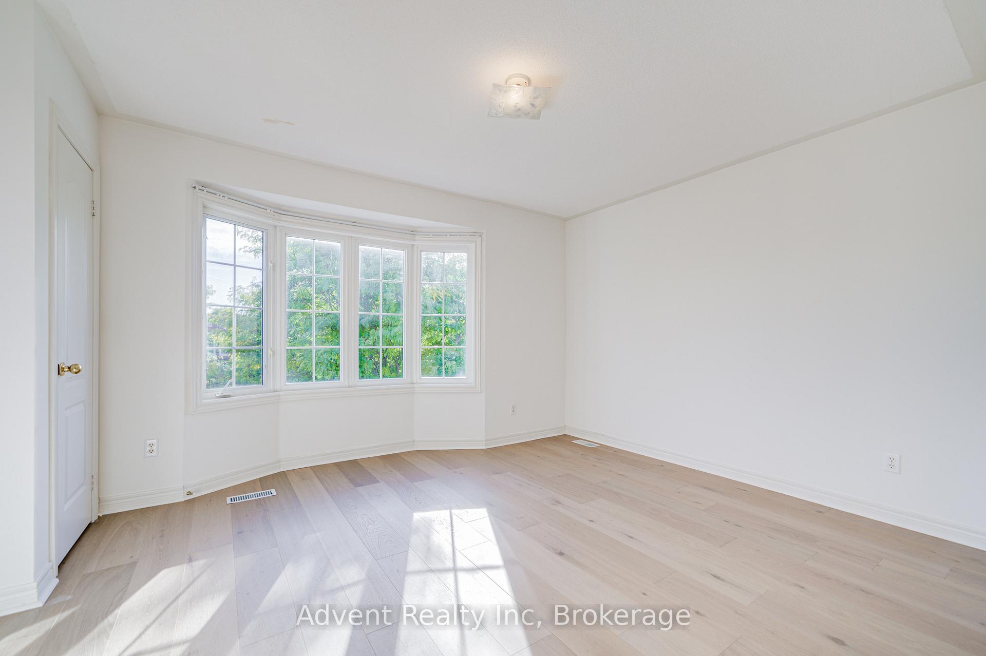 Photo 32 of 147 Frank Endean Road, Richmond Hill, Rouge Woods — HOMEH