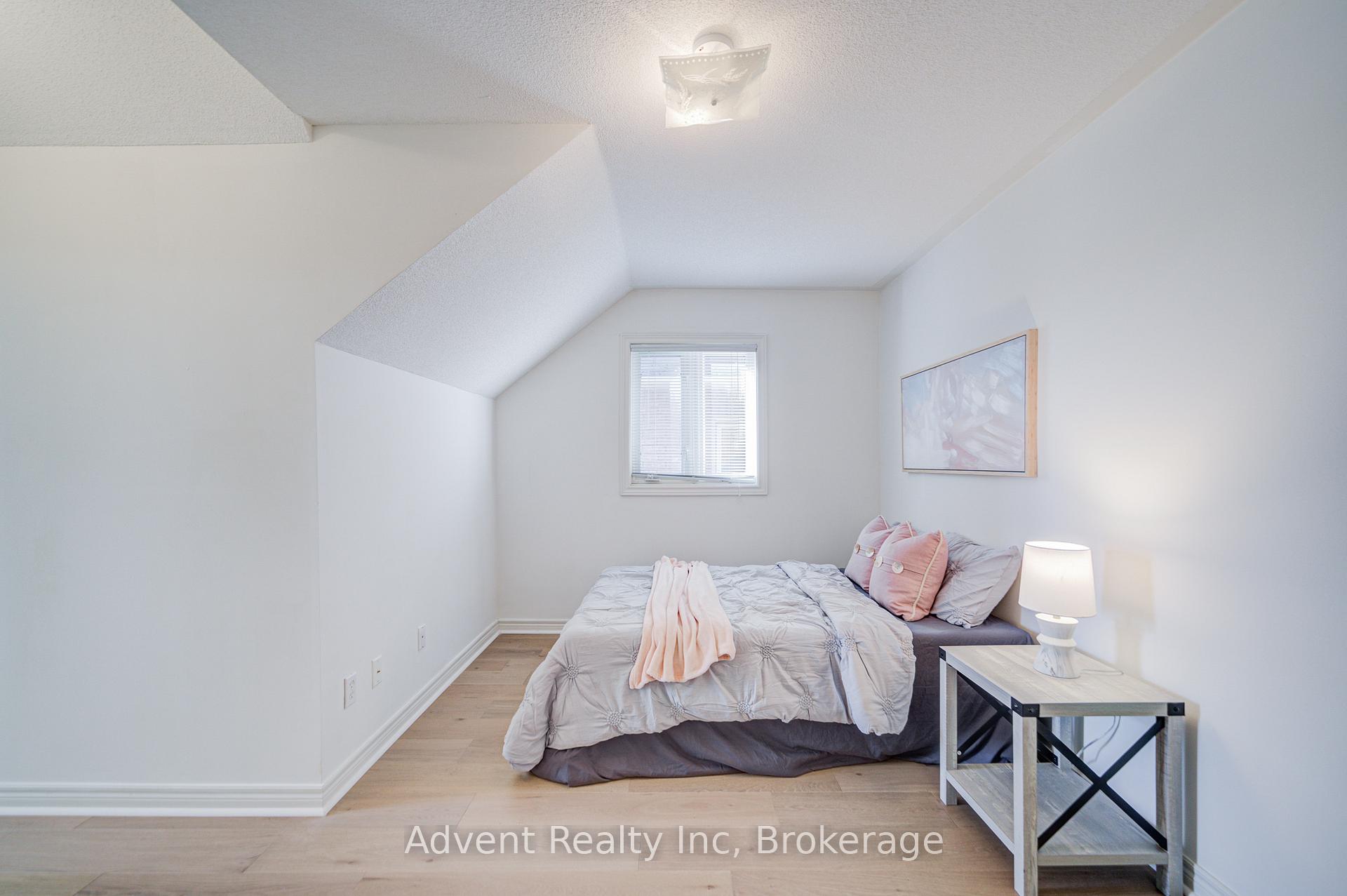 Photo 38 of 147 Frank Endean Road, Richmond Hill, Rouge Woods — HOMEH